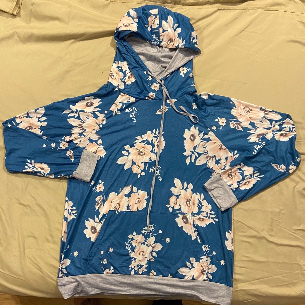 Light weight Floral hoodie